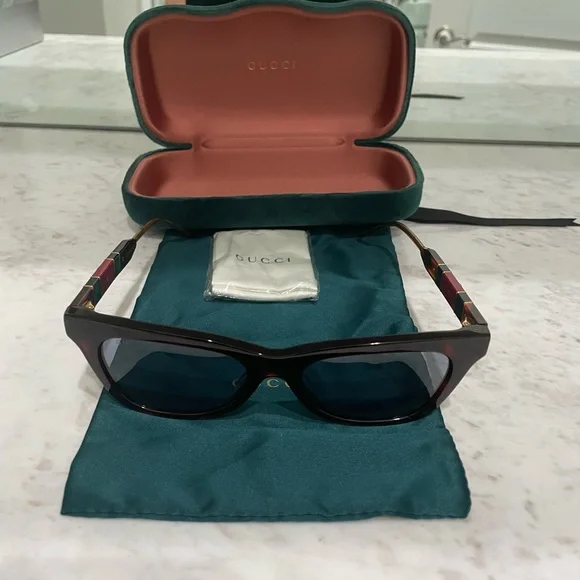Gucci GG0598S 002 Sunglasses Women's Havana/Blue Lenses *Authentic*looks new - Picture 2 of 6
